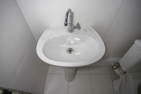 Apartamento à venda com 43m², 2 quartos e 1 vaga Apartamento à venda com 43m², 2 quartos e 1 vagaBanheiro