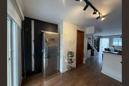 Casa à venda com 3 quartos, 134m² em Bosque da Saúde, São Paulo