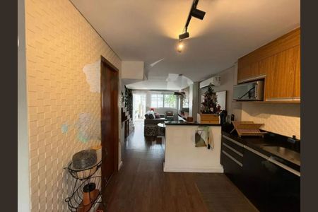 Casa à venda com 134m², 3 quartos e 1 vaga