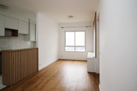 Sala de apartamento à venda com 2 quartos, 46m² em Osasco, Osasco