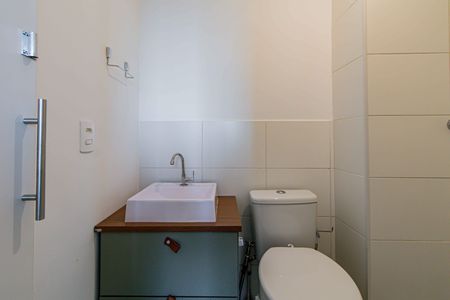 Apartamento à venda com 50m², 2 quartos e sem vaga Apartamento à venda com 50m², 2 quartos e sem vagaBanheiro