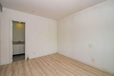 Suíte de apartamento para alugar com 2 quartos, 60m² em Navegantes, Porto Alegre