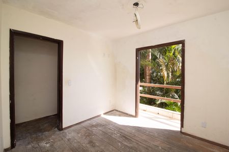 Casa à venda com 864m², 2 quartos e 4 vagas Casa à venda com 864m², 2 quartos e 4 vagasQuarto 2