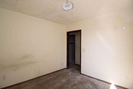 Casa à venda com 864m², 2 quartos e 4 vagas Casa à venda com 864m², 2 quartos e 4 vagasQuarto 2
