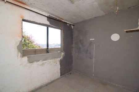 Casa à venda com 864m², 2 quartos e 4 vagas Casa à venda com 864m², 2 quartos e 4 vagasQuarto de Serviço