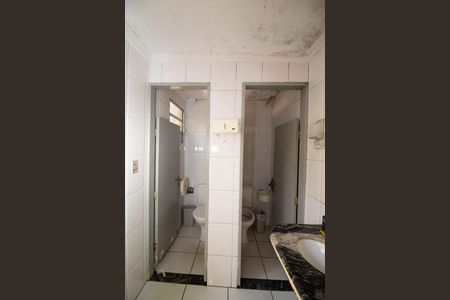 Casa à venda com 864m², 2 quartos e 4 vagas Casa à venda com 864m², 2 quartos e 4 vagasBanheiro - Salão de Festas