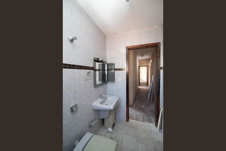 Casa à venda com 864m², 2 quartos e 4 vagas Casa à venda com 864m², 2 quartos e 4 vagasBanheiro 3