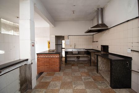 Casa à venda com 864m², 2 quartos e 4 vagas Casa à venda com 864m², 2 quartos e 4 vagasEspaço Gourmet