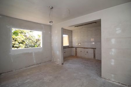 Casa à venda com 864m², 2 quartos e 4 vagas Casa à venda com 864m², 2 quartos e 4 vagasSala de Jantar