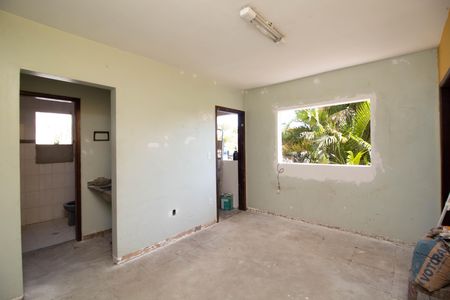 Sala de casa à venda com 2 quartos, 864m² em Vila Paraiso, Guarulhos