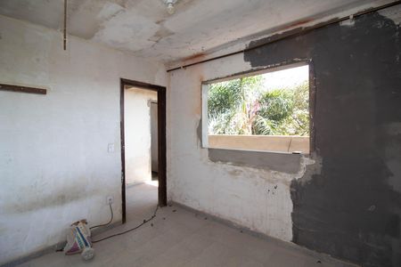 Casa à venda com 864m², 2 quartos e 4 vagas Casa à venda com 864m², 2 quartos e 4 vagasQuarto de Serviço