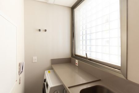 Área de Serviço de apartamento à venda com 2 quartos, 250m² em Itaim Bibi, São Paulo