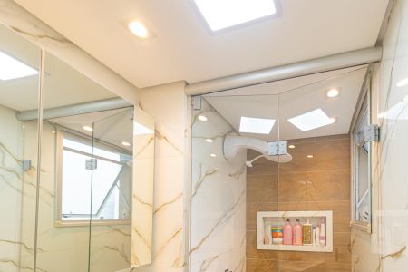 Banheiro de apartamento à venda com 2 quartos, 46m² em Olaria, Canoas