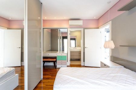 Casa à venda com 4 quartos, 430m² em Residencial Tambore, Barueri