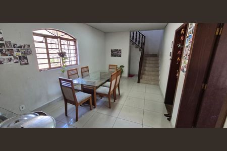 Casa à venda com 4 quartos, 248m² em Havaí, Belo Horizonte