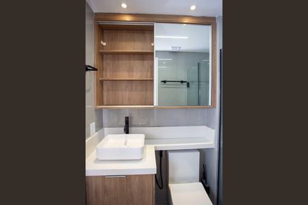 Banheiro de apartamento para alugar com 2 quartos, 40m² em Jardim Concordia, Diadema