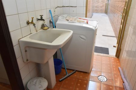 Área de Serviço de casa à venda com 4 quartos, 170m² em Vila Galvão, Jundiaí