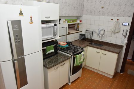 Cozinha de casa à venda com 4 quartos, 170m² em Vila Galvão, Jundiaí