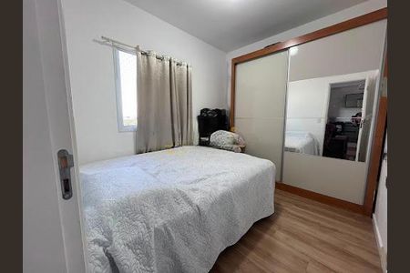 Apartamento à venda com 2 quartos, 47m² em Quitaúna, Osasco