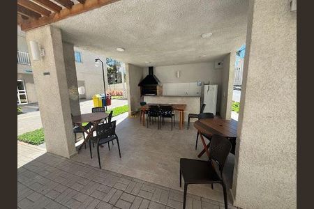 Apartamento à venda com 2 quartos, 47m² em Quitaúna, Osasco