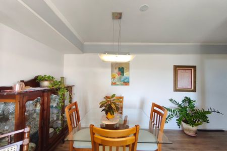 Sala de apartamento para alugar com 2 quartos, 70m² em Vila Santana, Campinas
