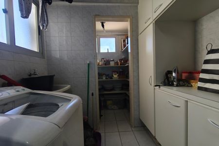 Área de Serviço de apartamento para alugar com 2 quartos, 70m² em Vila Santana, Campinas