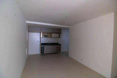 Apartamento para alugar com 140m², 3 quartos e 2 vagas Apartamento para alugar com 140m², 3 quartos e 2 vagasCozinha e Área de Serviço