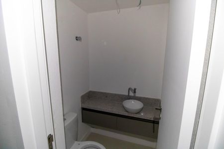 Apartamento para alugar com 140m², 3 quartos e 2 vagas Apartamento para alugar com 140m², 3 quartos e 2 vagasLavabo