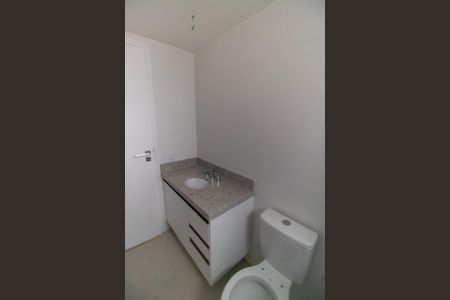 Apartamento para alugar com 140m², 3 quartos e 2 vagas Apartamento para alugar com 140m², 3 quartos e 2 vagasBanheiro da Suíte