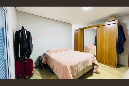 Casa de condomínio para alugar com 164m², 3 quartos e 4 vagas Casa de condomínio para alugar com 164m², 3 quartos e 4 vagasSuíte