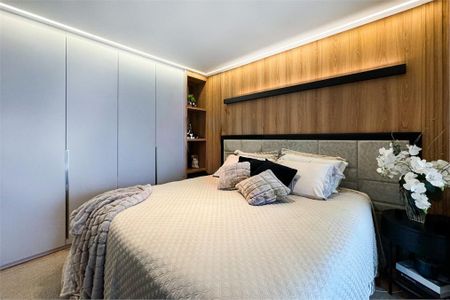 Apartamento à venda com 181m², 3 quartos e 3 vagas