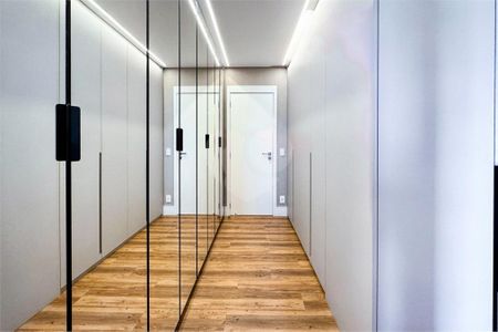 Apartamento à venda com 181m², 3 quartos e 3 vagas