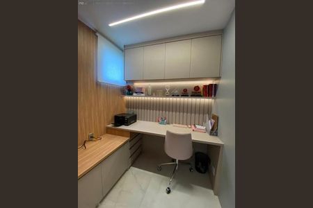 Apartamento à venda com 195m², 4 quartos e 3 vagas