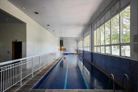 Apartamento à venda com 195m², 4 quartos e 3 vagas