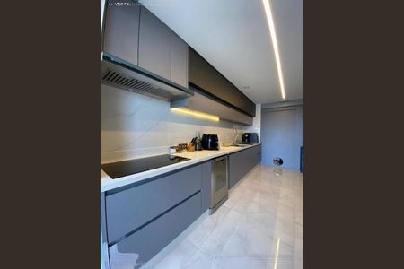 Apartamento à venda com 195m², 4 quartos e 3 vagas