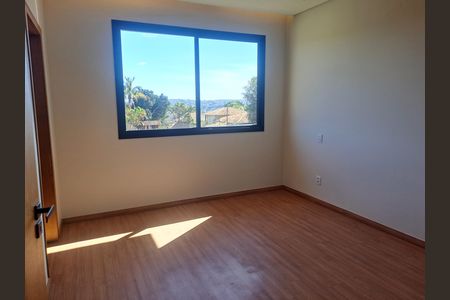 Suíte  de casa à venda com 3 quartos, 500m² em Joá, Lagoa Santa