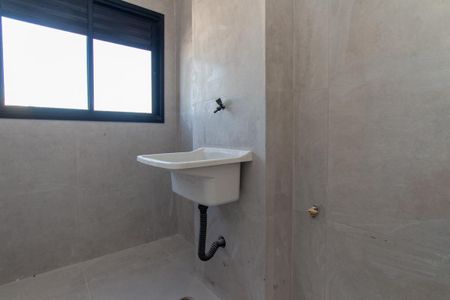Apartamento à venda com 44m², 2 quartos e 1 vaga Apartamento à venda com 44m², 2 quartos e 1 vagaCozinha e Área de Serviço