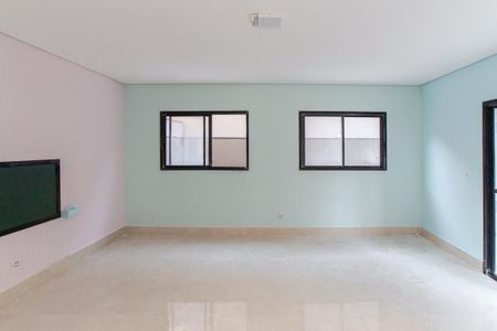 Apartamento à venda com 44m², 2 quartos e 1 vaga