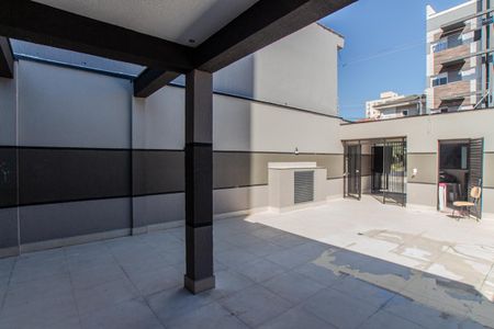 Apartamento à venda com 44m², 2 quartos e 1 vaga