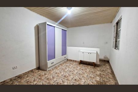 Casa à venda com 3 quartos, 210m² em Jardim Regis, São Paulo