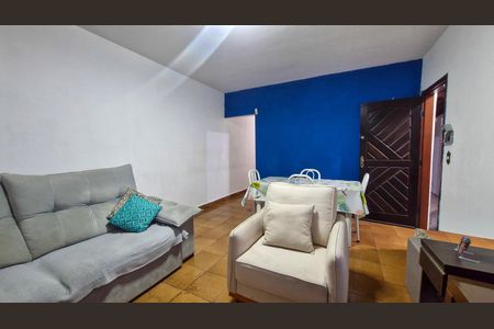 Casa à venda com 3 quartos, 210m² em Jardim Regis, São Paulo