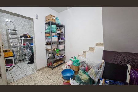 Casa à venda com 3 quartos, 210m² em Jardim Regis, São Paulo