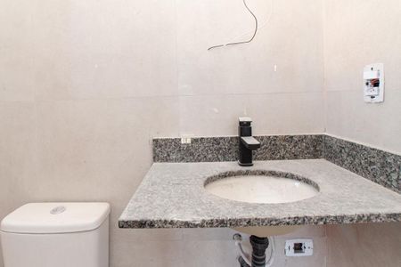 Banheiro da Suíte de apartamento à venda com 2 quartos, 44m² em Vila Nova Mazzei, São Paulo