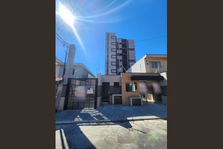 Apartamento à venda com 43m², 2 quartos e 1 vaga Apartamento à venda com 43m², 2 quartos e 1 vagaFachada