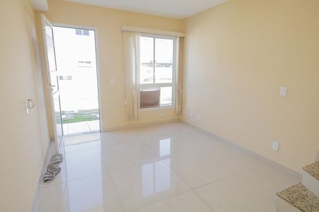 Casa de Condomínio à venda com 2 quartos, 50m² em Campo Grande, Rio de Janeiro