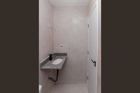 Banheiro de apartamento à venda com 2 quartos, 43m² em Vila Nova Mazzei, São Paulo