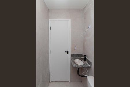 Apartamento à venda com 48m², 2 quartos e sem vaga Apartamento à venda com 48m², 2 quartos e sem vagaBanheiro