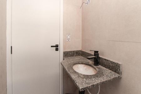 Apartamento à venda com 49m², 2 quartos e sem vaga Apartamento à venda com 49m², 2 quartos e sem vagaBanheiro