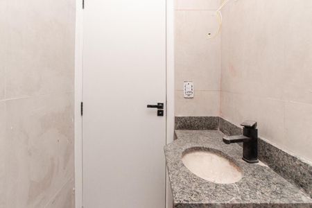 Apartamento à venda com 49m², 2 quartos e sem vaga Apartamento à venda com 49m², 2 quartos e sem vagaBanheiro