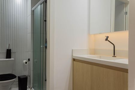 Banheiro de apartamento à venda com 2 quartos, 35m² em Parque Bristol, São Bernardo do Campo